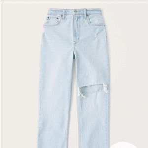 Abercrombie Ultra High Rise 90s Straight Jean